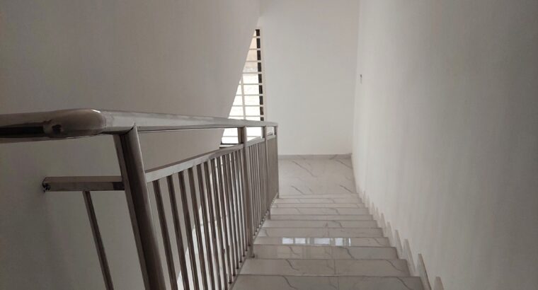 Stylish 2-Bedroom duplex apartment