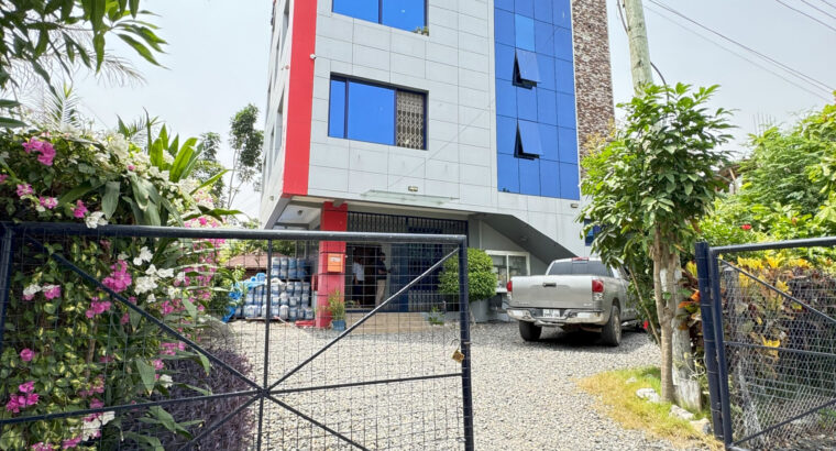 Executive Five Story Offices @ Community 10